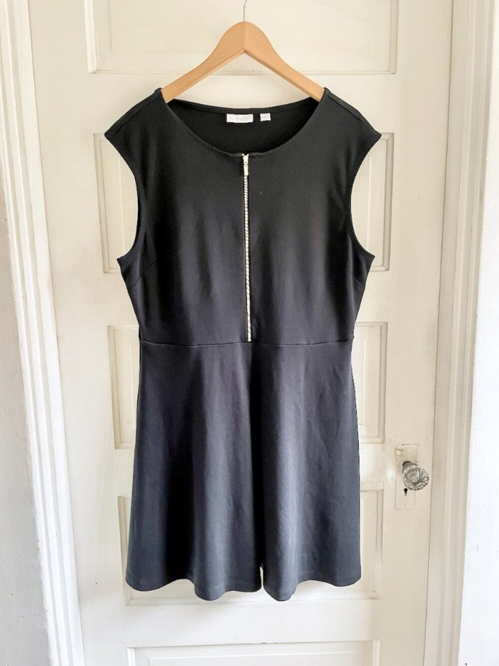 New York & Co Black Cotton Knit Dress Gold Front Zip LBD XL